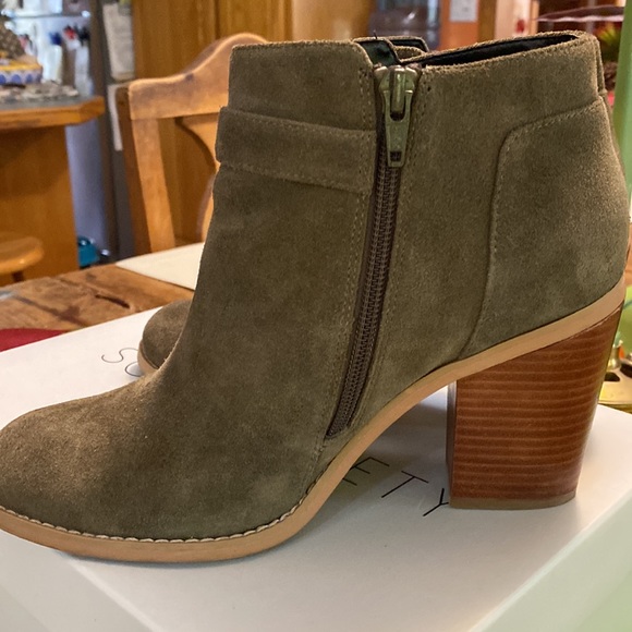 SL NIKI BOOTIES OLIVE SUEDE